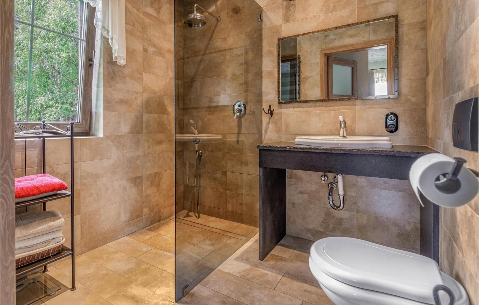 Amazing Home In Gniewino With Kitchen Esterno foto